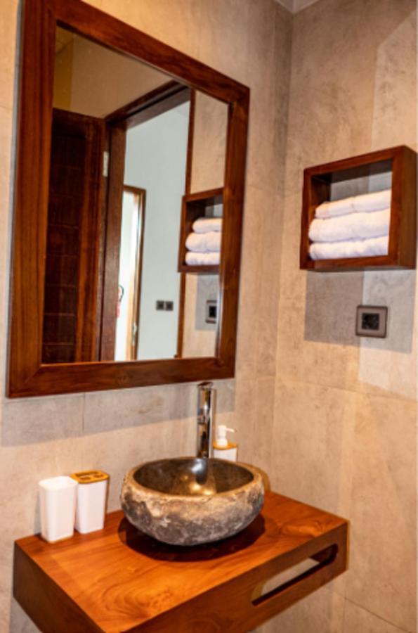 Santai Toraja Hotel รานเตเปา ภายนอก รูปภาพ